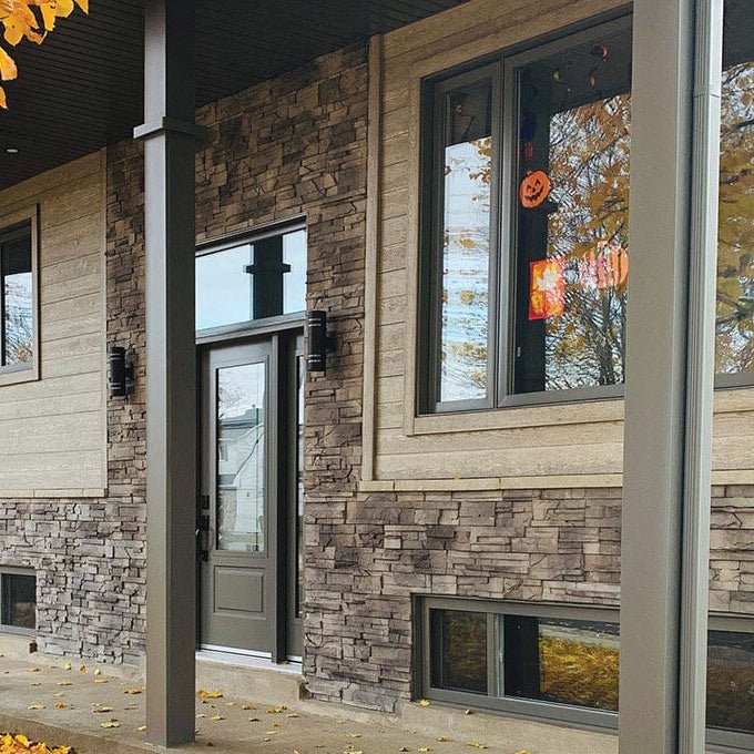 Newport Stone Veneer | Modern Rectangular Walls | Mouldex