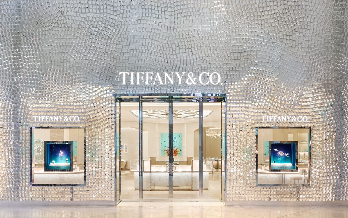 The Tiffany & Co. storefront at Yorkdale Mall featuring a luxury marble facade with custom-engineered architectural mouldings by Mouldex Composites.